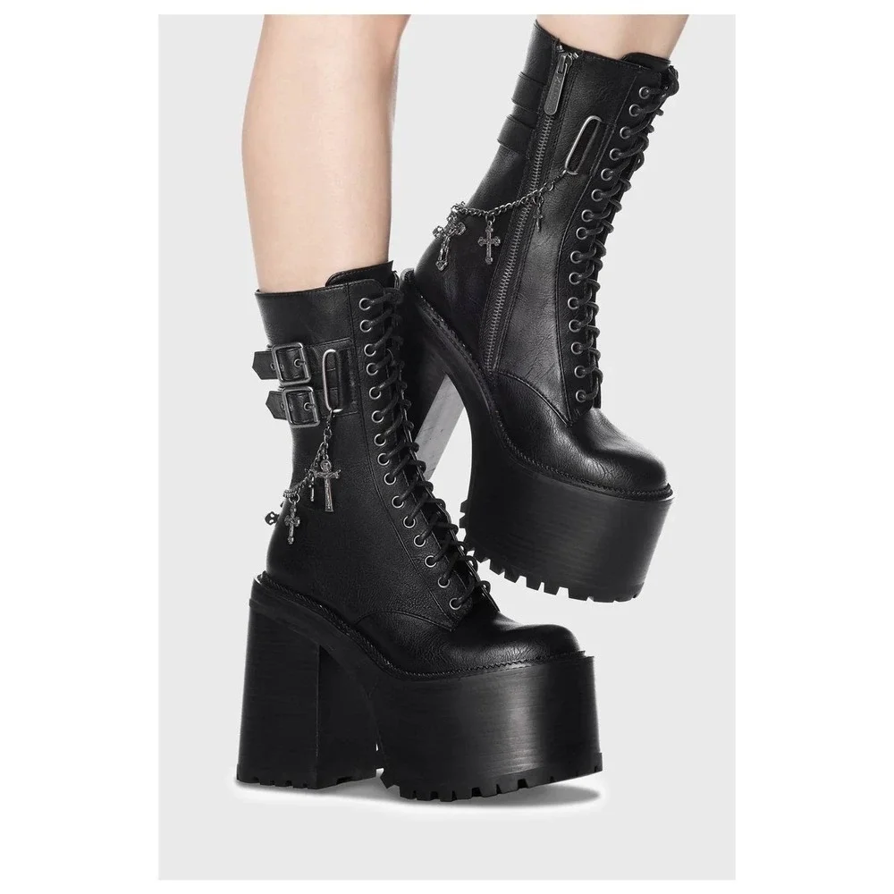 killstar rogue platform boots cross chain size 11